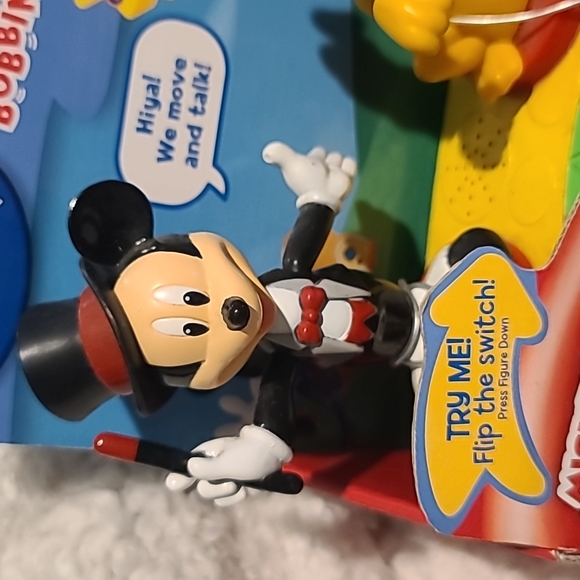 New Disney Mickey Mouse Clubhouse Talkin Bobbin Figure Magician Mickey and Pluto - Picture 2 of 15
